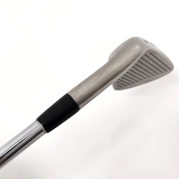 Vintage TaylorMade ICW11 Single 6-Iron Steel Regular-Flex 37.25in RH (Bad Grip) - Picture 4 of 14